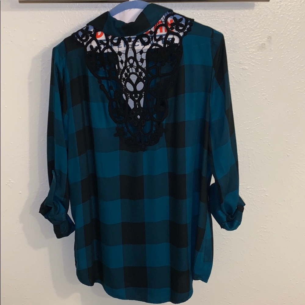 New York & Co Button Down Tunic Length w/Lace Back